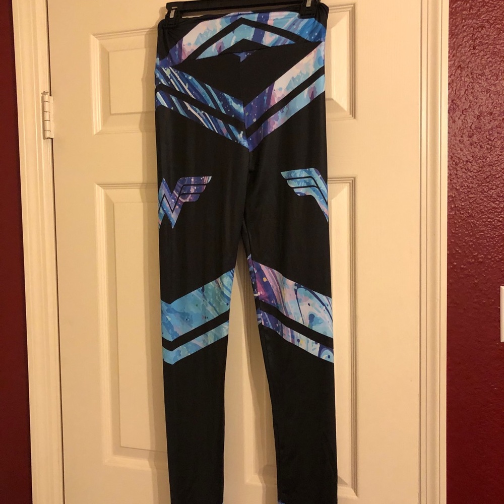 Wonder Woman leggings
